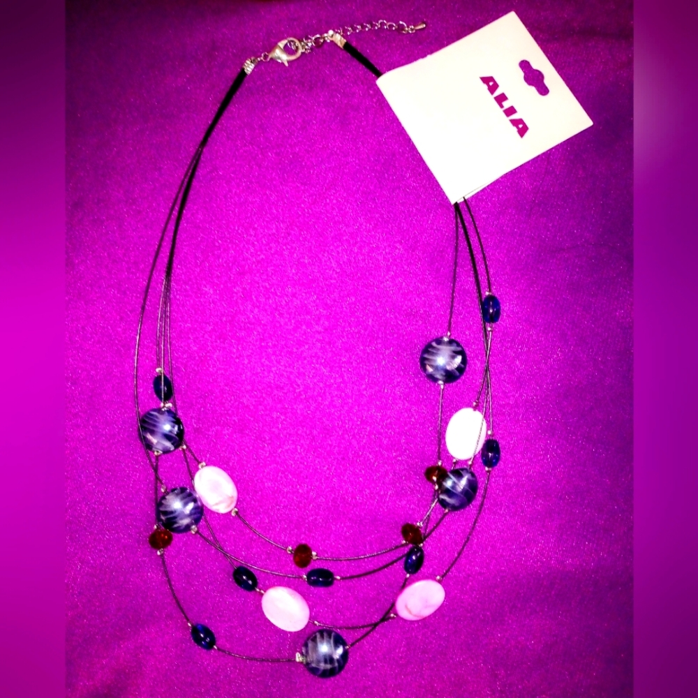 NEW NECKLACE 20", 4 ROWS OF PINK/GREY BEADS(1.5x1 cm) BY ALIA